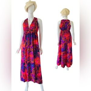 Sold🌺 Vintage 70’s Hawaiian Print Tiki Maxi Dress